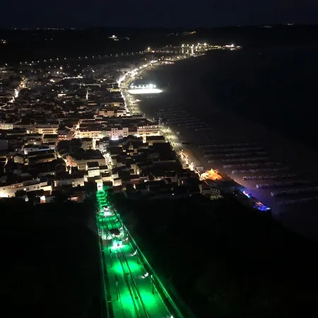 Casa Batel A 100m Da Nyaraló Nazaré